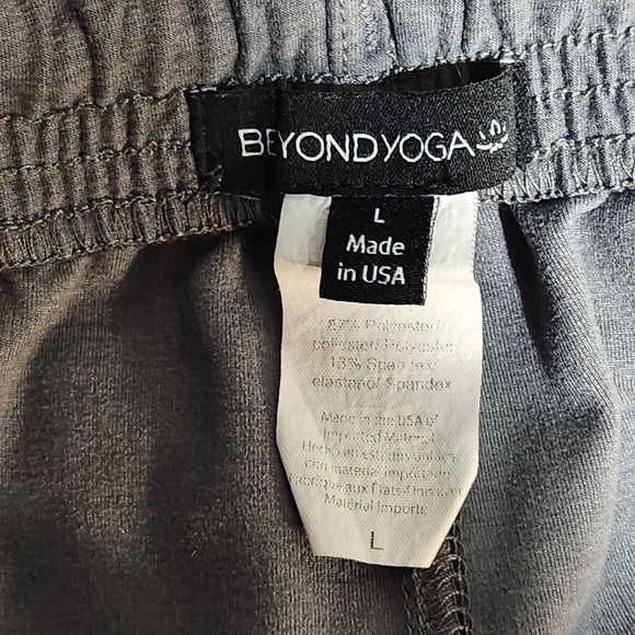 Beyond Yoga Men's Spacedye Freefit Easy Short Sz L - Picture 3 of 10